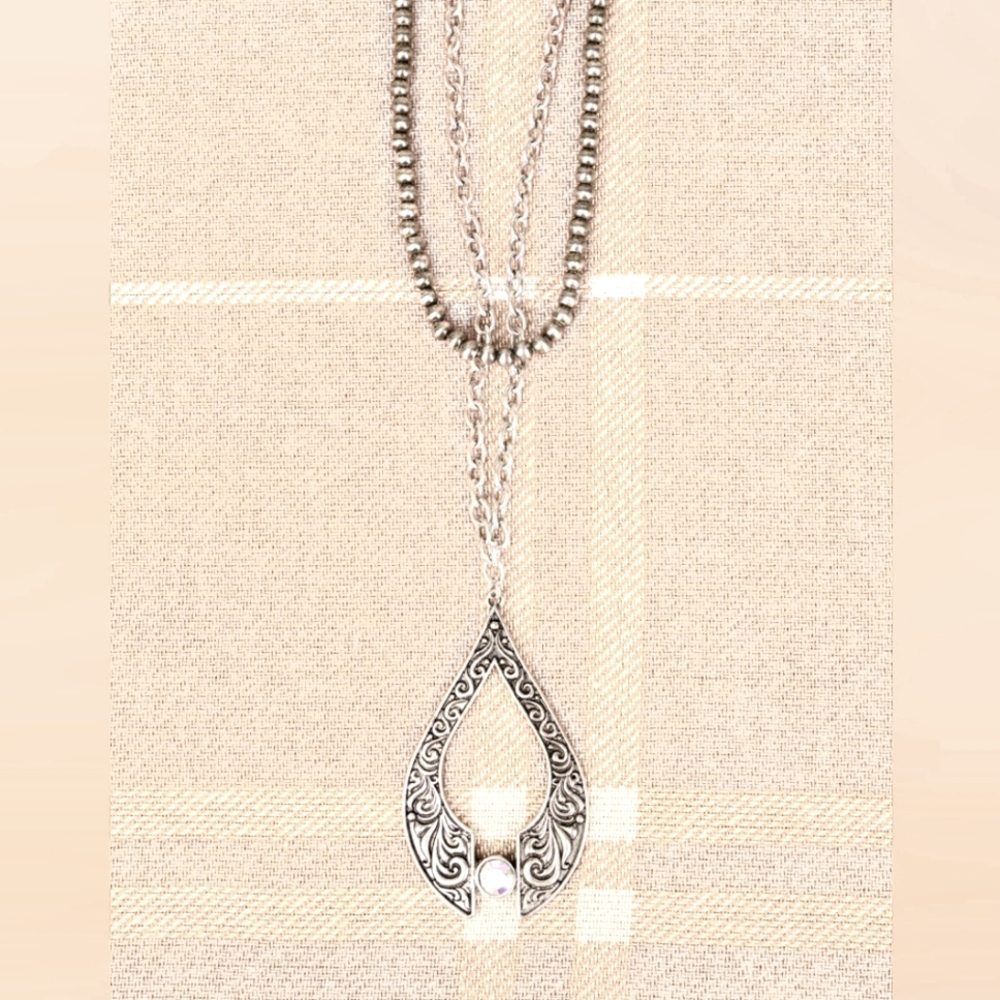IRIDESCENT FORT DAVIS SILVERTONE LAYERED NECKLACE